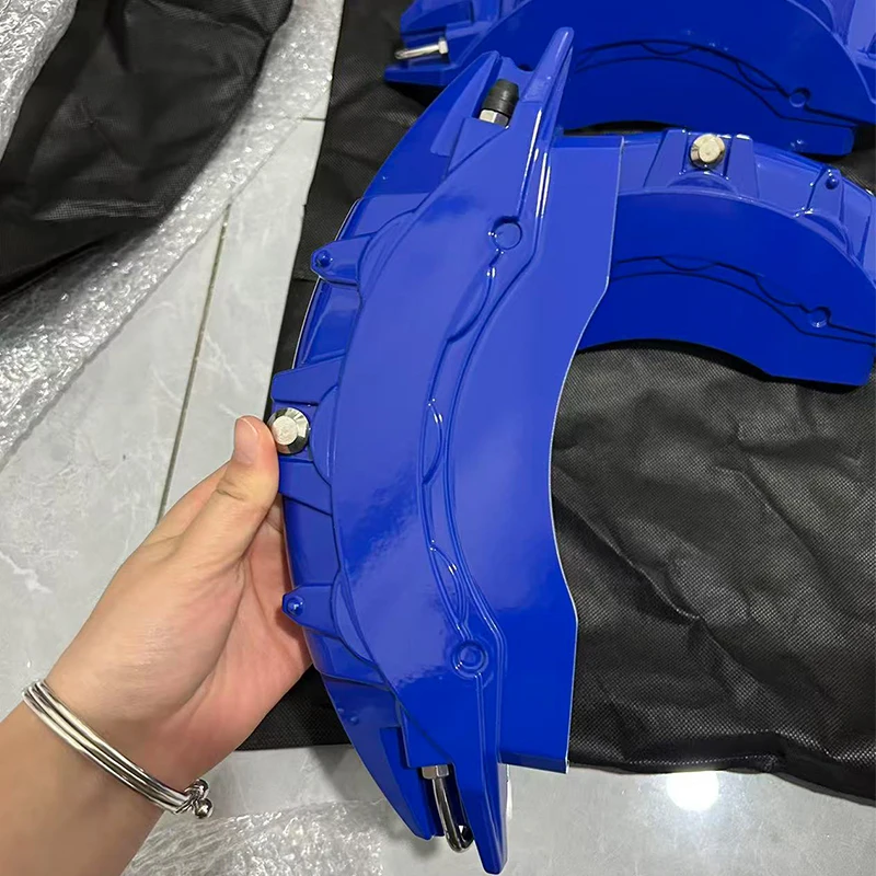 Per BMW X5 F15 2016 Le coperture protettive personalizzate per pinze freno realizzate in materiale in lega di alluminio sono richieste