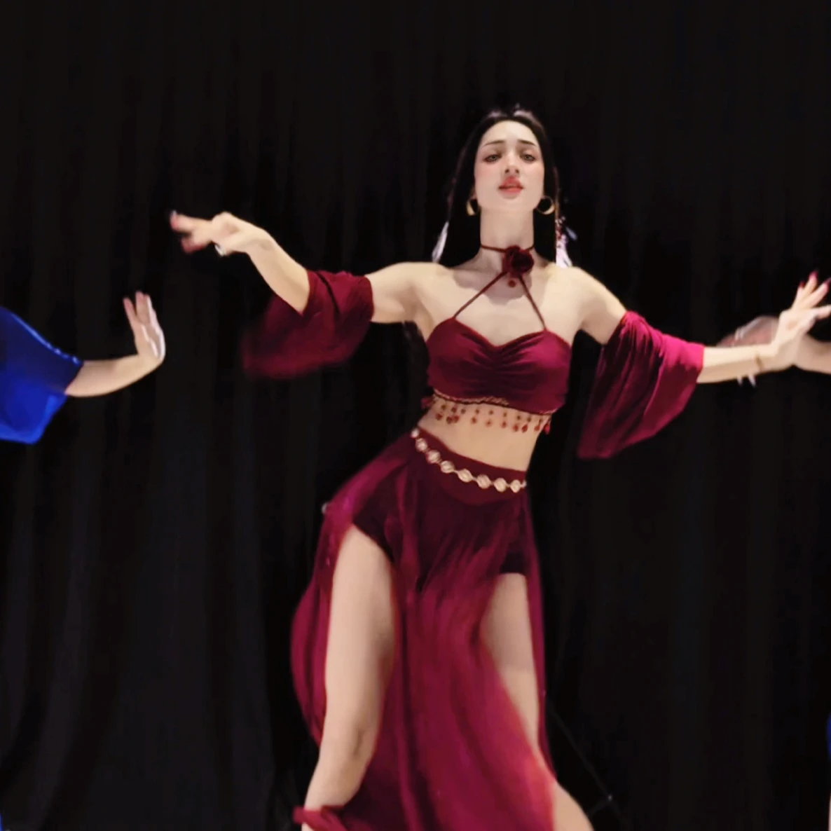 مجموعة أداء الرقص الشرقي للنساء بلوزة شرابة على شكل زهرة + أكمام + تنورة طويلة شبكية 3 قطع ملابس ممارسة الرقص الشرقي الاحترافي