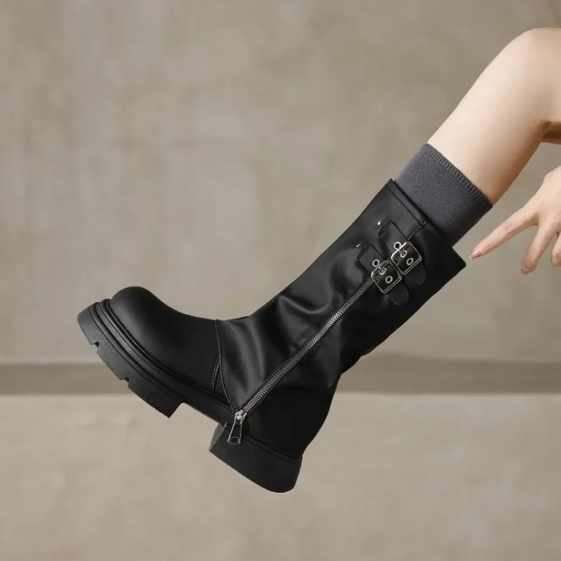 Bottes empilables simples et polyvalentes pour femmes, chaussures à l'offre elles épaisses, pantalons à grosse tête, tube long, filles épicées, douces et fraîches