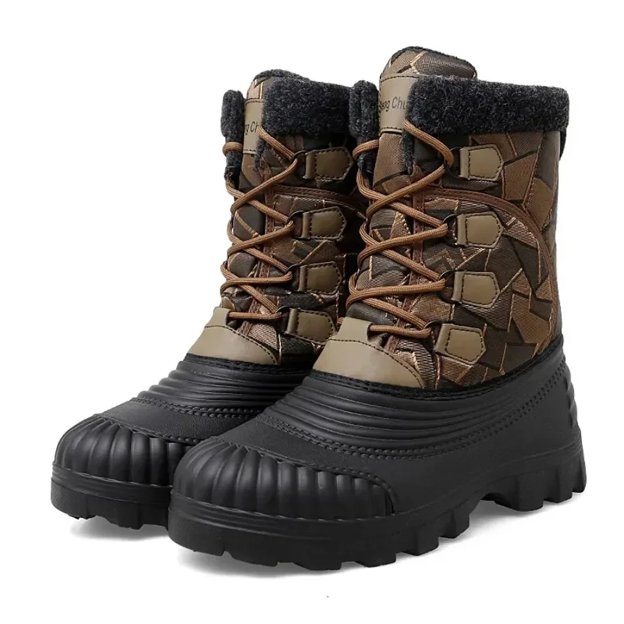 Botas altas de camuflaje para invierno, zapatos cálidos y gruesos de felpa para caminar al aire libre, botas de nieve impermeables, zapatos de algodón con cordones para hombre