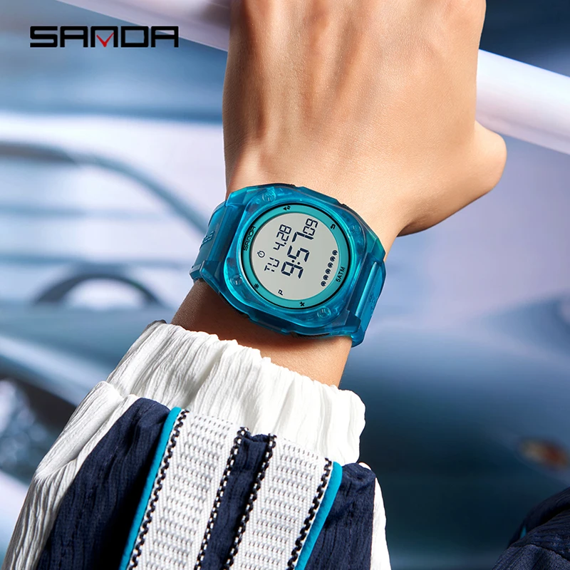 SANDA 6303 الرياضة في الهواء الطلق موضة الساعات الإلكترونية للرجل التقويم مضيئة مقاوم للماء سيليكون حزام الرجال ساعة رقمية