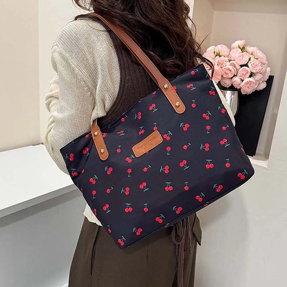 

Korean Style Cherry Printed Tote Bag Large Capacity Solid Color Patterned Canvas Handbag Trendy Commuting Pouch