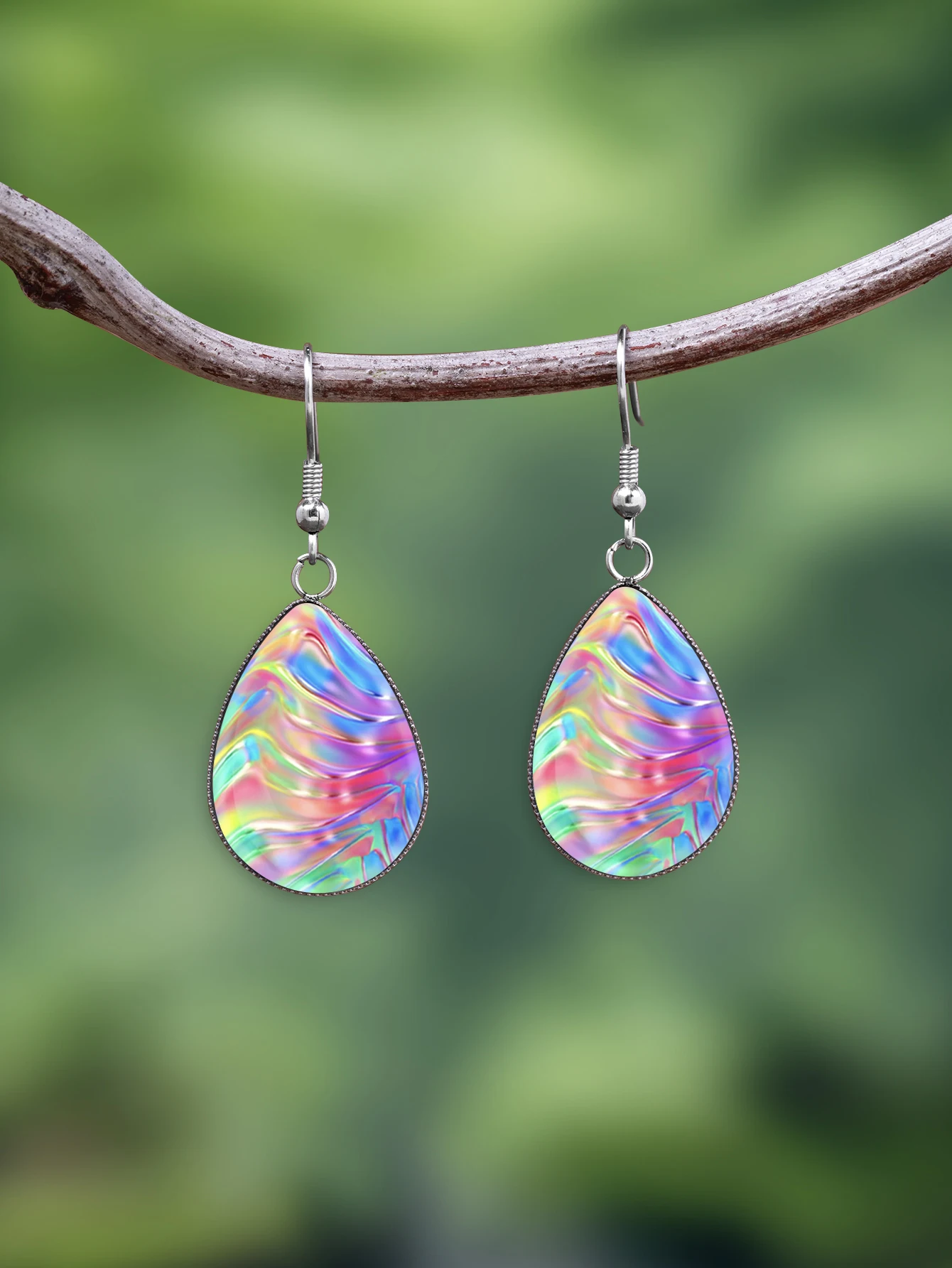 1 Pair of Colorful Wave-Patterned Earrings with Convex Glass and 316 Stainless Steel Water Drop Ear Hooks, Featuring a Luxurious and Simple Style, Suitable for Women to Wear in Daily Life, Parties, or as a Gift