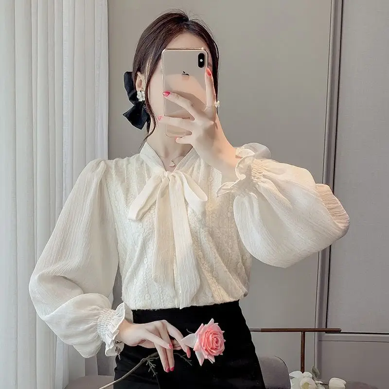 Apricot Temperament Fashionable Chiffon Shirt Women\'s Bow Shirt Spliced Flared Sleeves Loose Fitting Upper Garment