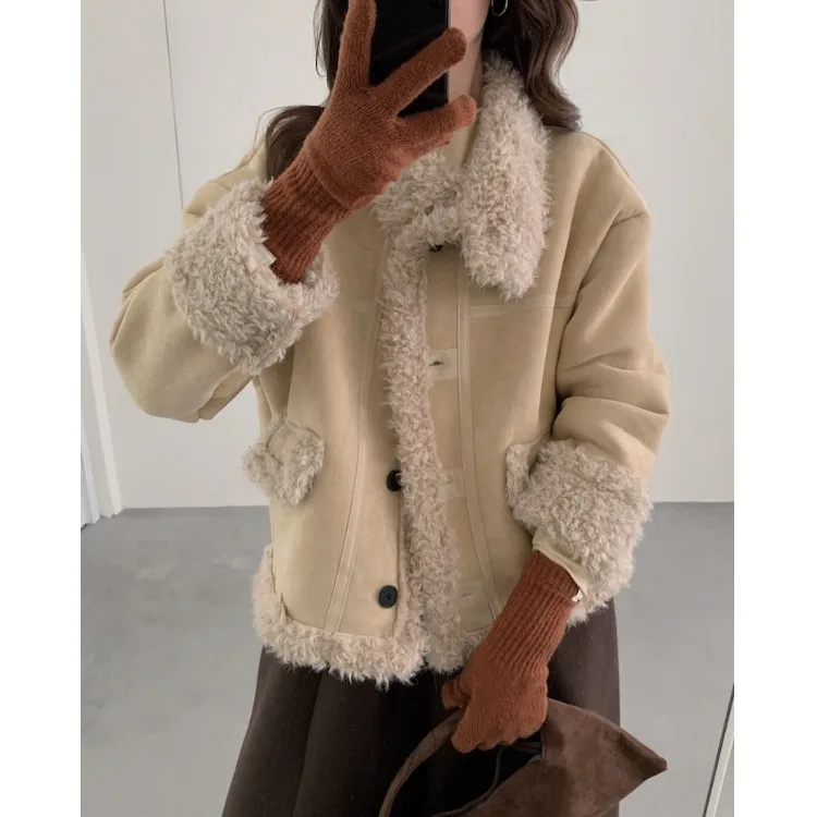 Chic Ort Pelz Leder Damen Jaet Vintage High-End Feel Neuankömmling Faionable Vielseitiges Matten-Design Knopfverschluss