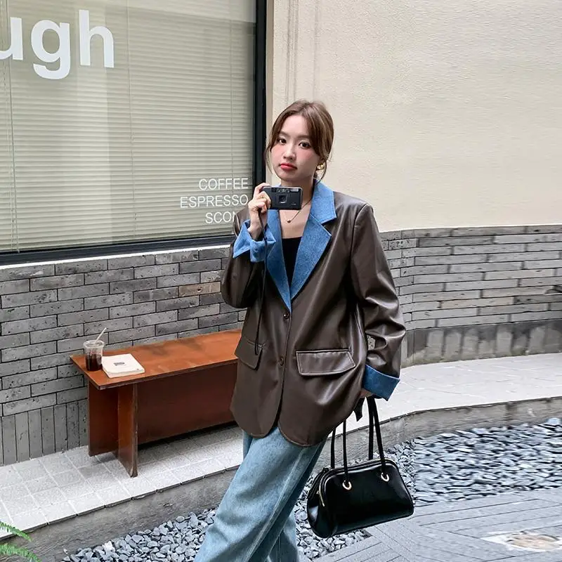 Kurtka damska SuperAen 2026, nowa kolekcja wiosenna, patchworkowa, dżinsowa, z kołnierzem, skórzana, w stylu high street, oversize, koreańskie płaszcze.