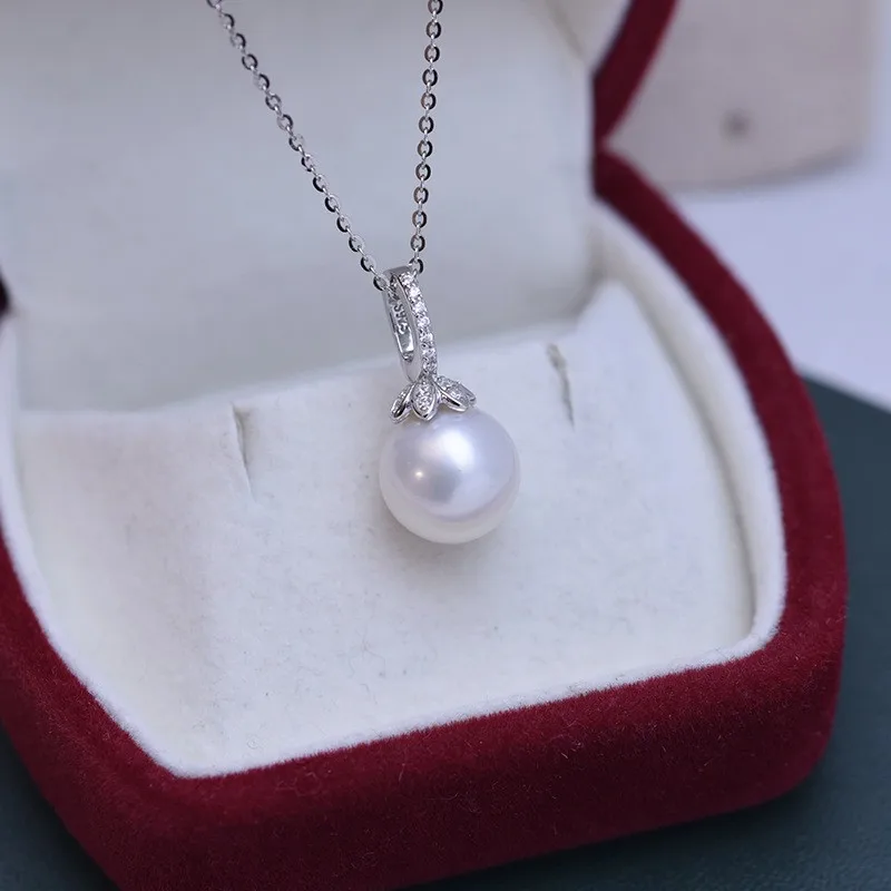 

Lefei 10-11mm Strong Luster Few Flaw Freshwater Classic Pearl FlowerNecklaces Charms Women s925 Silver Party Jewelry Gift DZ155