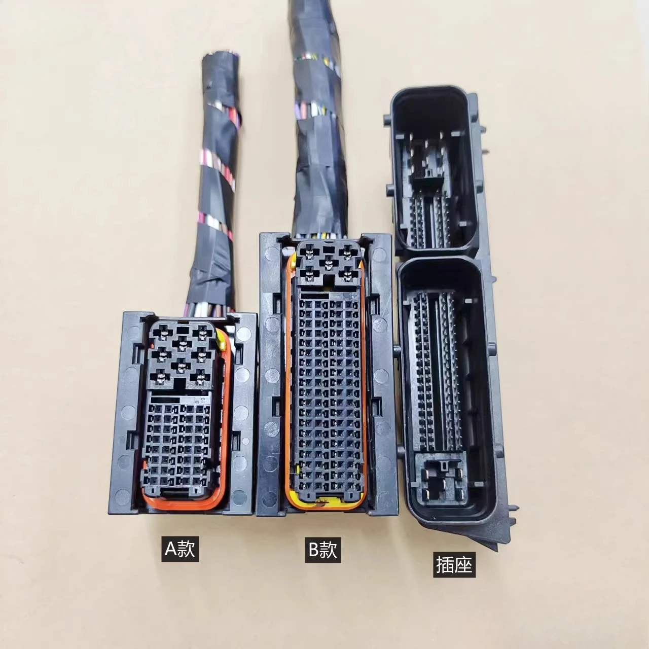 

1pc for KomatsuExcavator PC200-8 ECU computer board plug socket