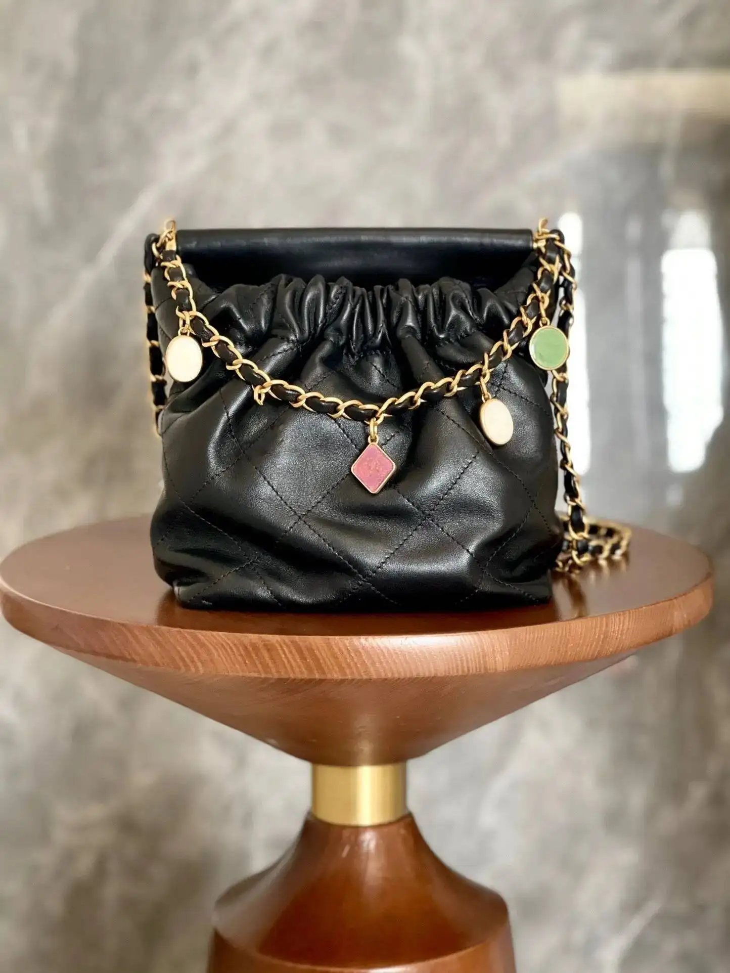 

New Women's Large Capacity Shoulder Bucket Chain Trash Underarm Bag Fashion Handbag Soft Shape