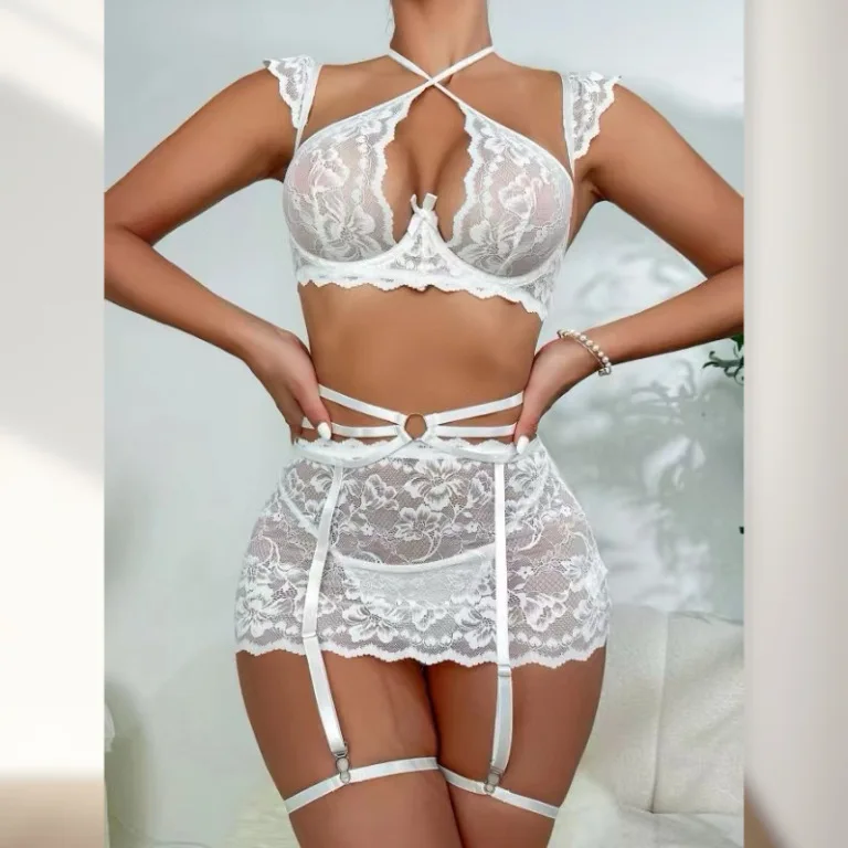 

Women's new white lace sexy underwear set pure want to hang the neck bra set