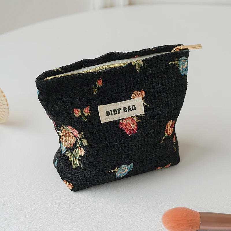 Black florets, women\'s makeup bag, small cosmetics, skin care products, storage bag, commuter coin purse, lipstick bag liner bag