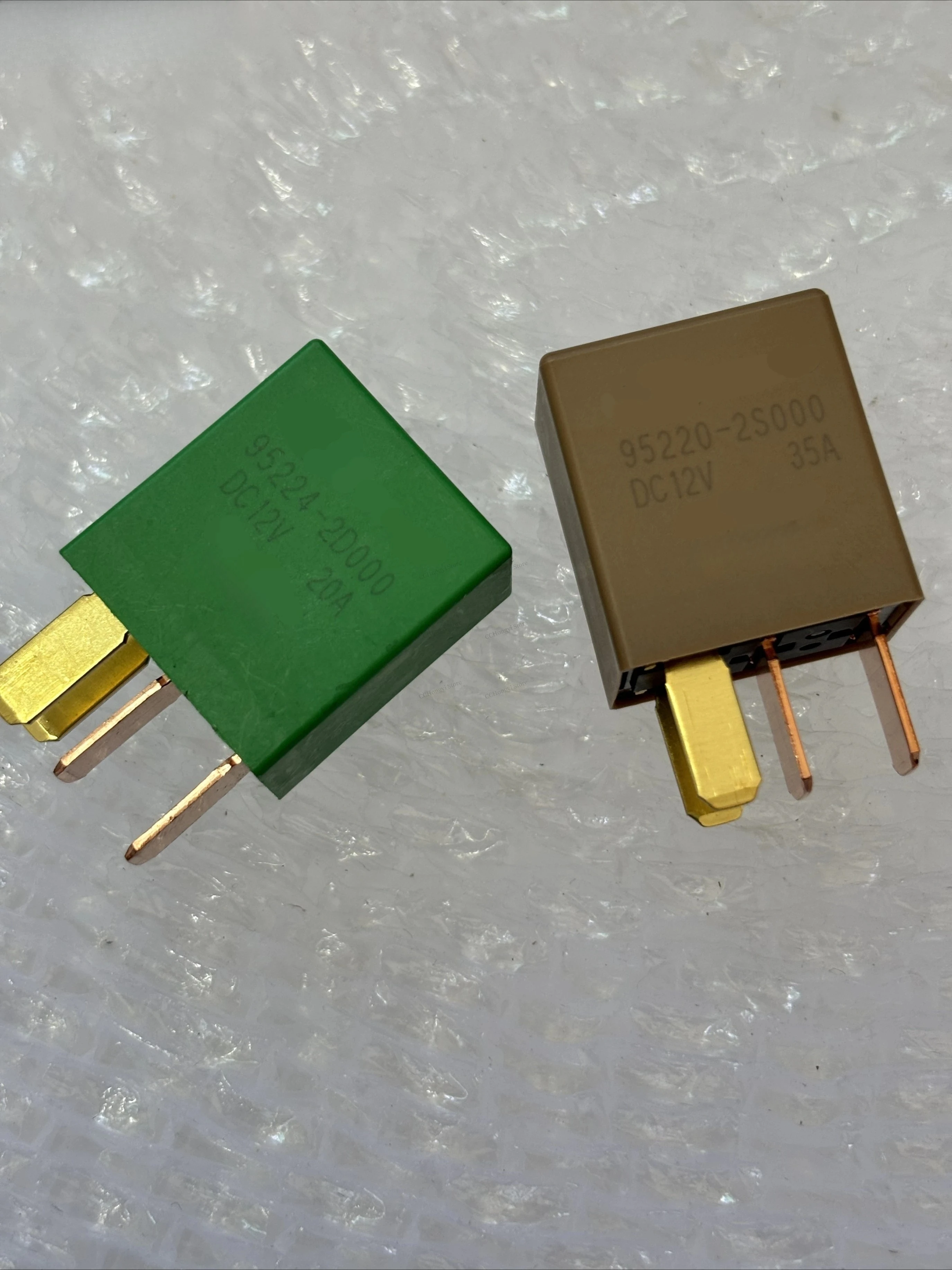10PCS Automotive Relay DC12V 20A 35A 4PIN 5PIN 95224-2D000 95225-2D000 95220-2S000 For Auto Fan Lamp Pump Control