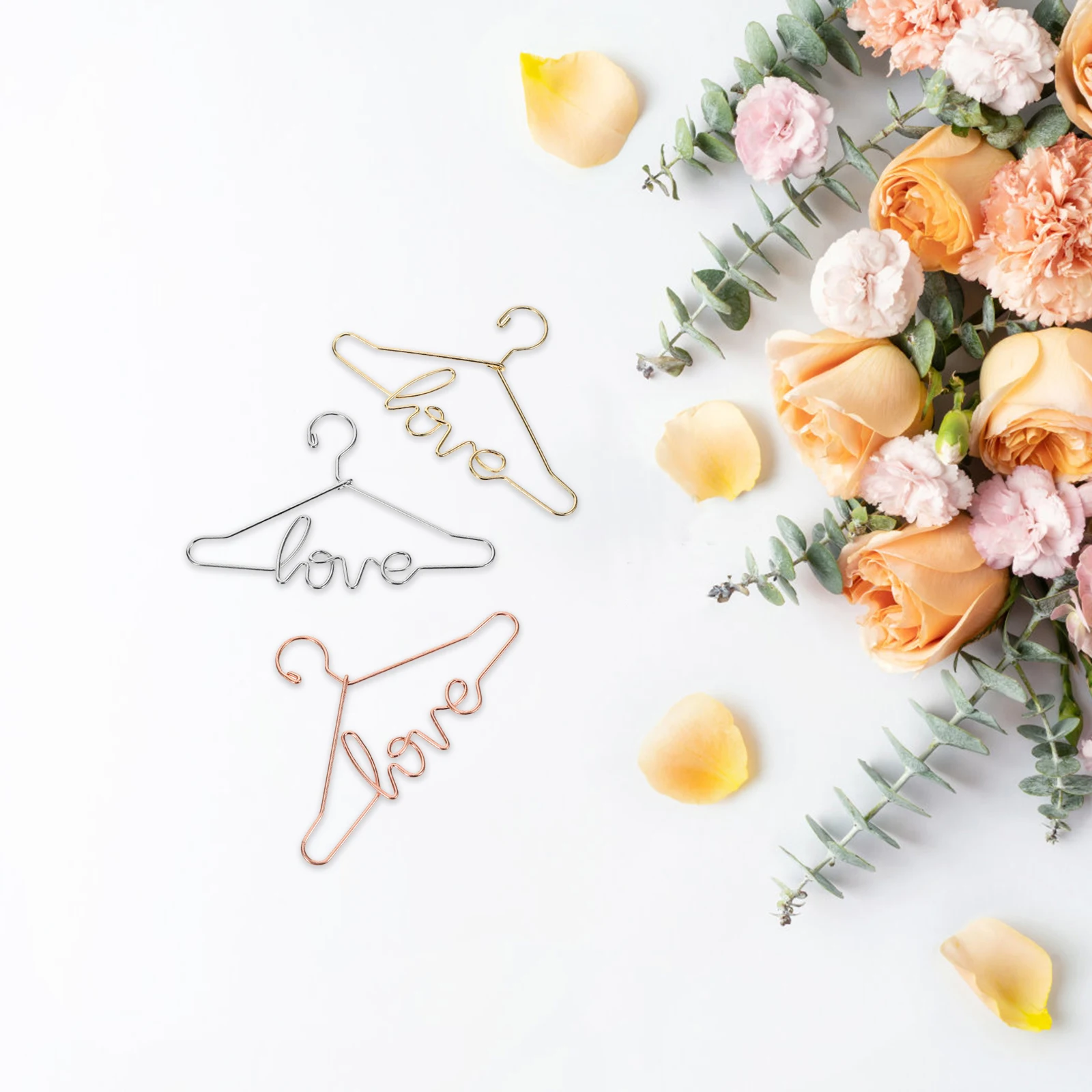 15 Piezas de Mini Perchas con Diseño de Carta de Amor para Organizar Accesorios de Casa de Muñecas, Perchas de Ropa en Miniatura, Decoración de Habitación Infantil