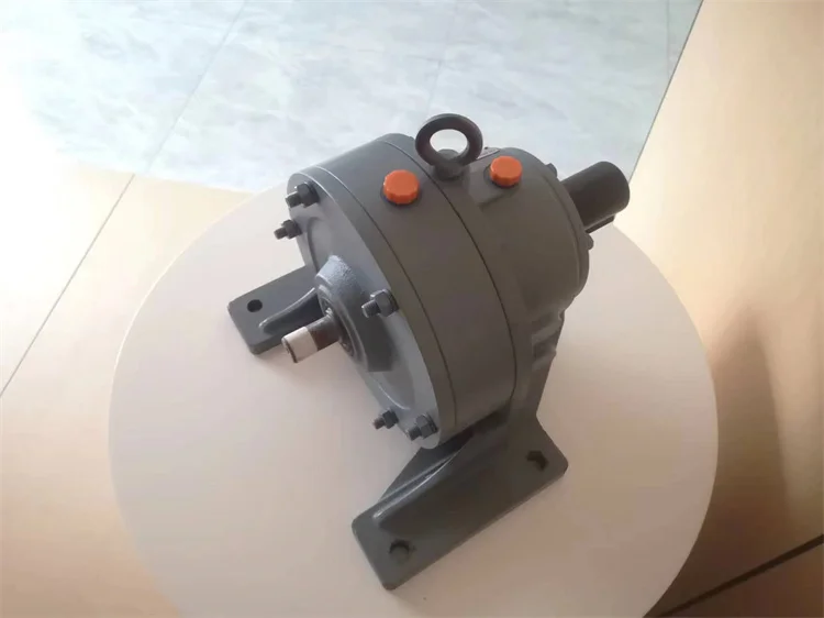 BWD09-15-Y0.25-4P-CZ Cycloid foot installation type 09, speed ratio 15, motor 0.25kw 4P 380V 50HZ direct-coupled