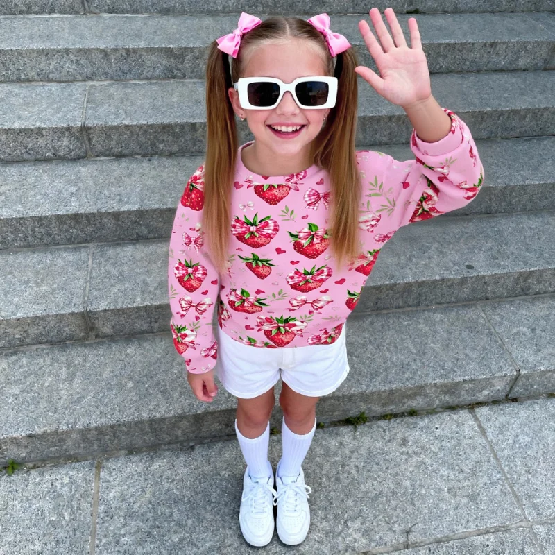 

2025 Hot Sale, Casual, Comfortable and Cute Strawberry Pattern Printed Sweater, Girls' Fashion Long-sleeved Top