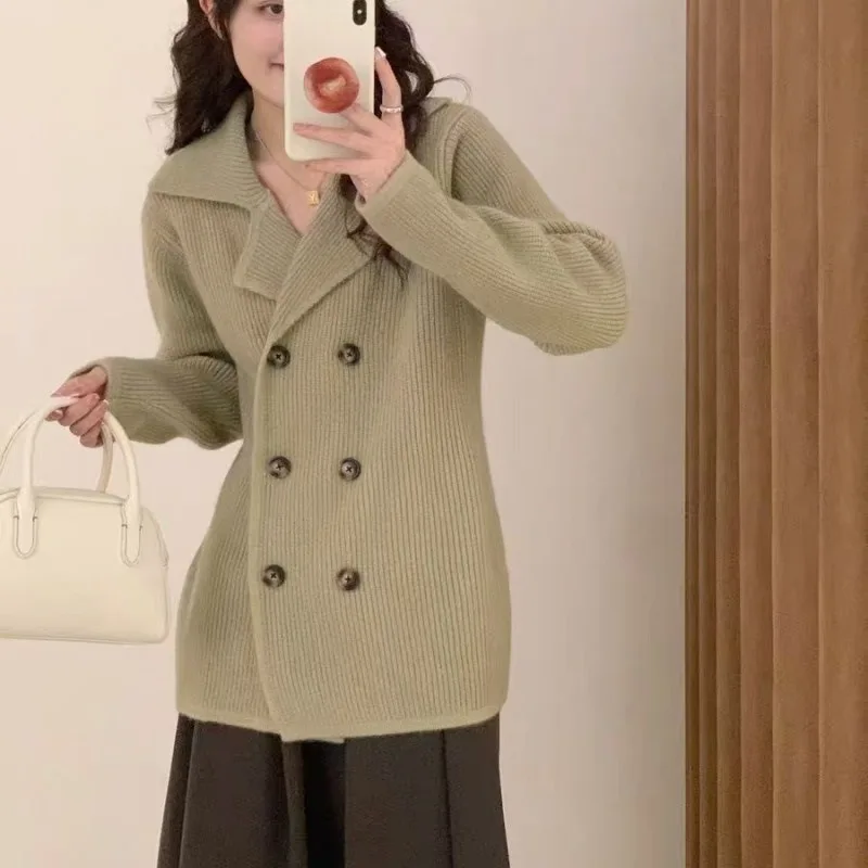 2025 Fall/Winter Autumn and Winter New Suit Collar Double-breasted Lazy Knitted Cardigan High-end Sweater Jacket Women's Top
