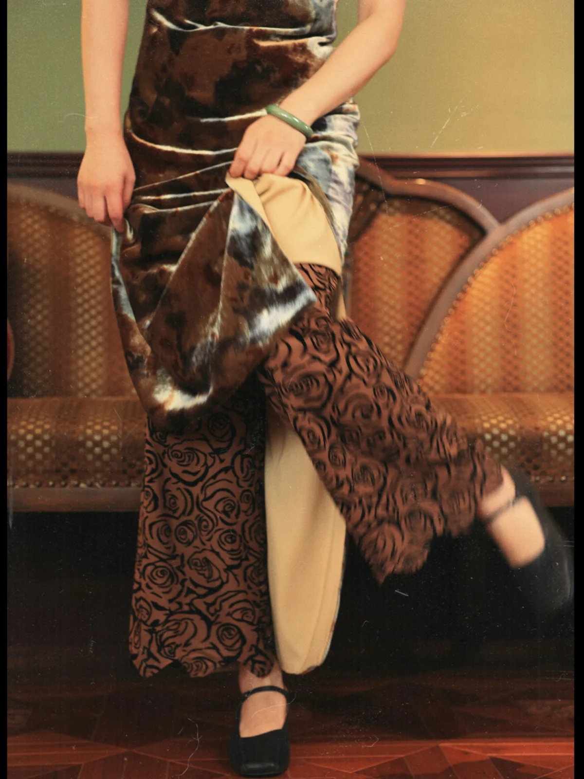 

Ele Floing Qipao Hanfu Inner Wear High Waist Elastic Waist Long Straight Leg Pants with Wave Design for Women