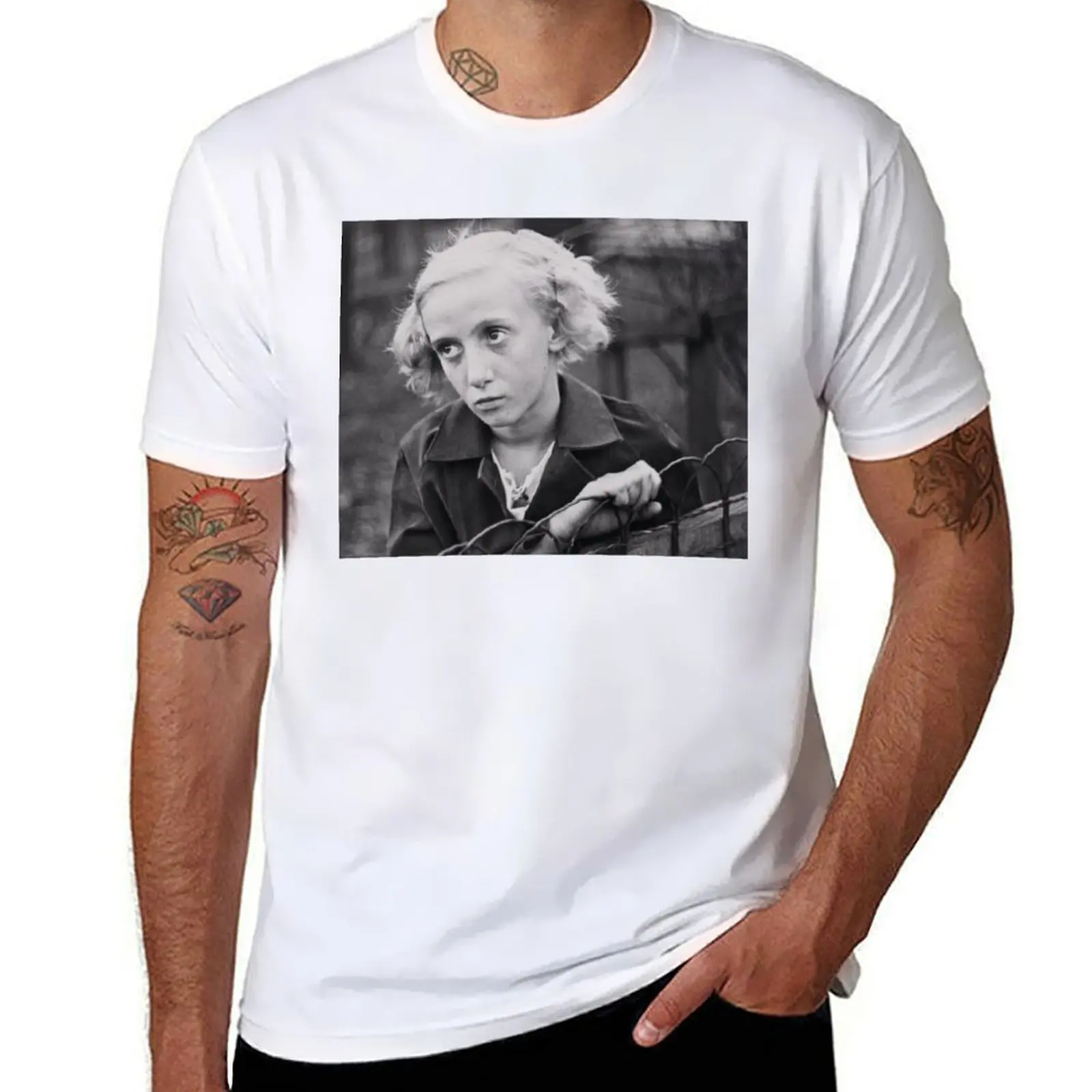 

Walker Evans. Young Girl, 1936. T-Shirt man t shirt designer printed t shirts for man T-Shirt