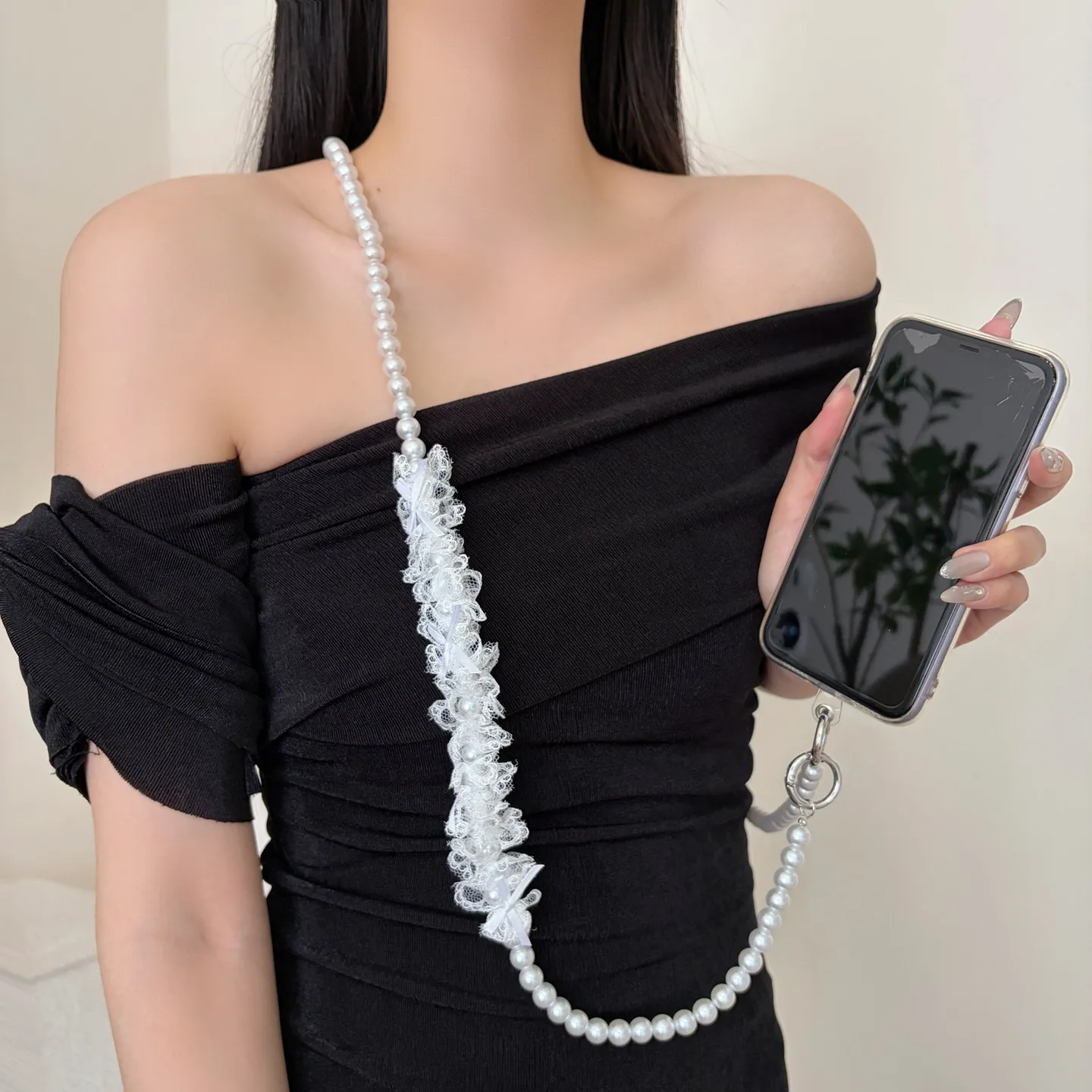 

Woven Lace Pearl Phone Chain Long Crossbody Shoulder Strap Minimalist High Grade Elegant Bag Chain Accessories for Women