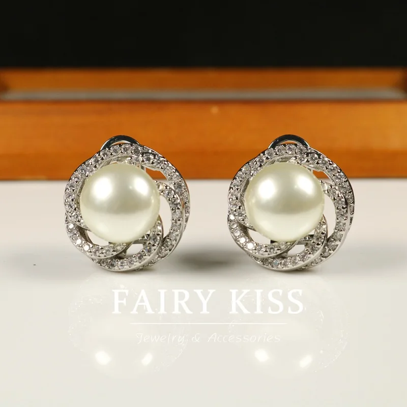 Temperament round stud earrings copper wax inlaid zircon  earrings commuter earrings S925 silver needle