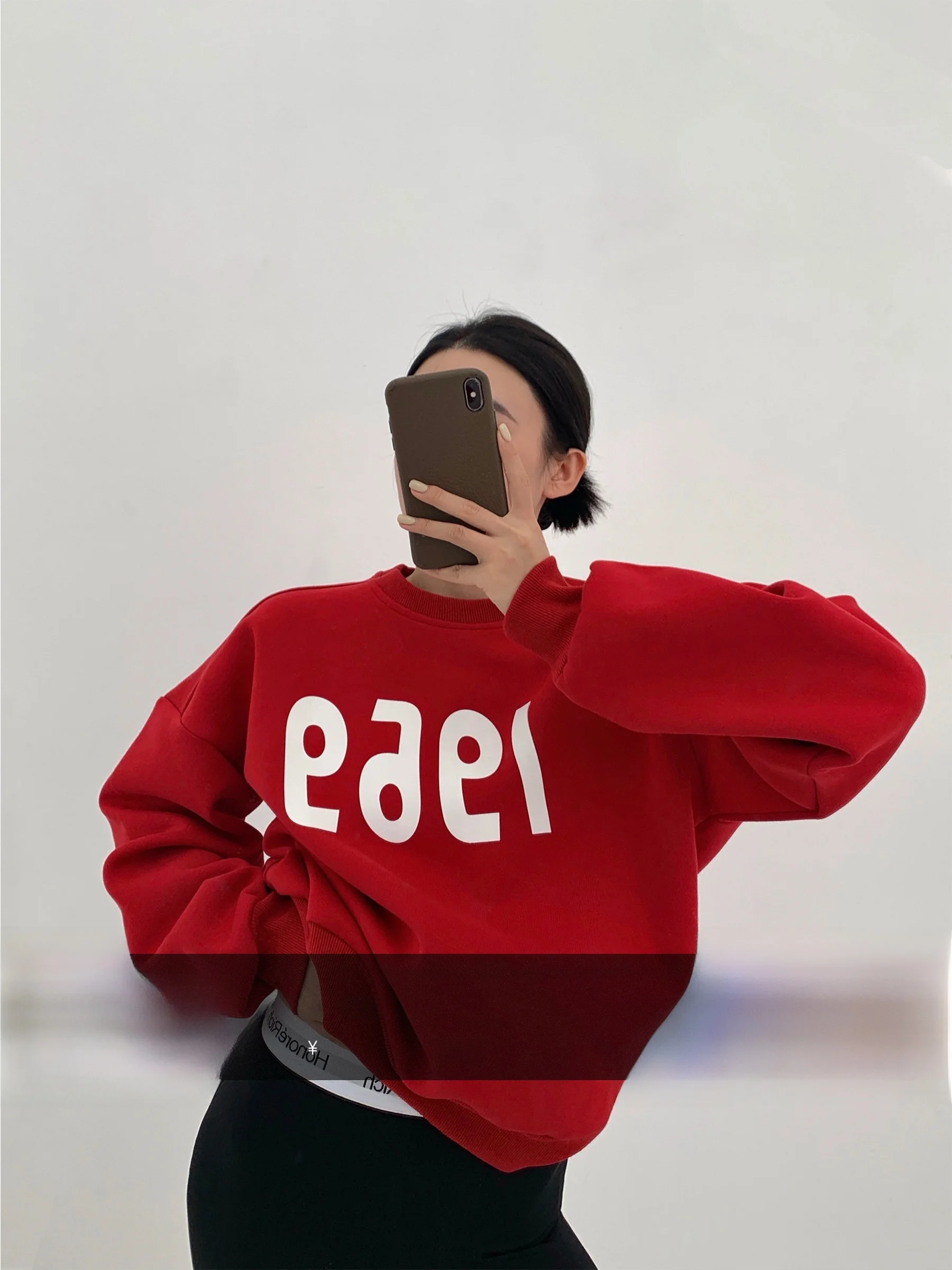 

Honoregu Yue Original Mom's Love 1969 Loose Fit round Neck Casual Sweatshirt Women's Comfortable Classic Style Long Sleeve