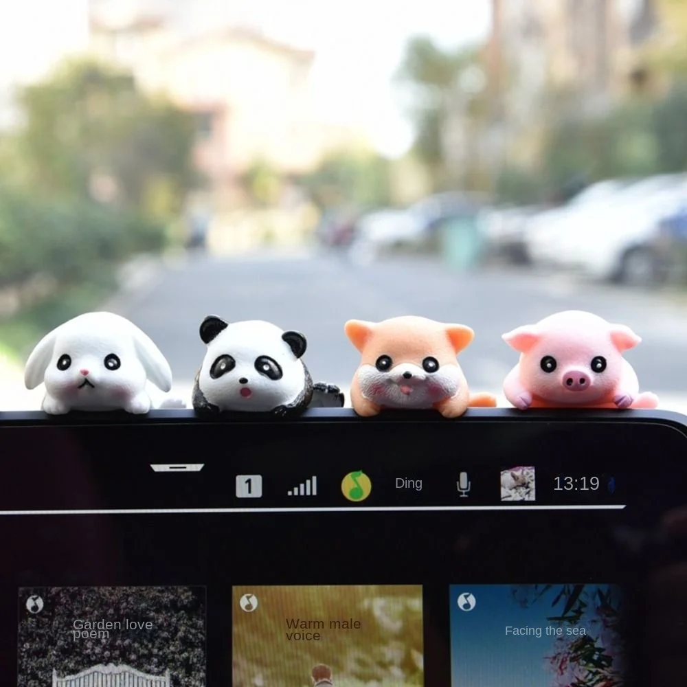 Fashion Computer TV Little Animal Ornaments Showpiece Resin Car Navigation Screen Decorations Creative Table Edge Ornaments