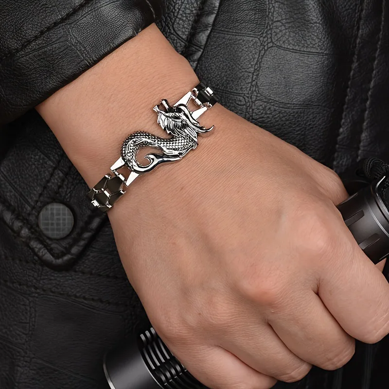 

Retro domineering hip-hop twelve zodiac dragon bracelet bracelet. Primordial year dragon male bracelet