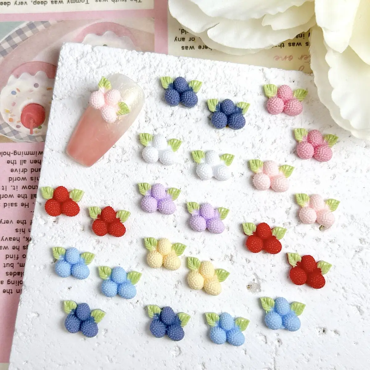 50 Uds. Novedad, dijes luminosos de resina para uñas de Bayberry, cadena de Bayberry simulada creativa, decoraciones artísticas para uñas DIY, horquillas