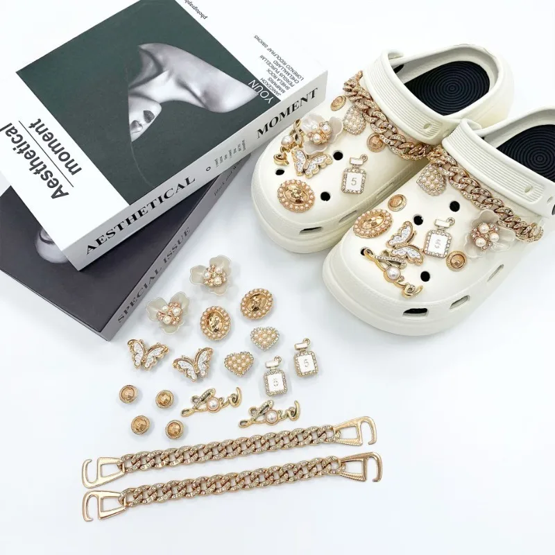 

18PCS Fashion Shoe Charms Set Accessories Hole Shoe Buckle Metal Butterfly Diamond Chain DIY Shoes Decorations Woman Girls Gift