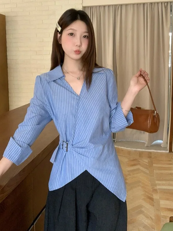 

Light Blue Striped V-Ne Long Sve Women's irt Slim Fit Asymmetric Waist-Cinching Spring Early Season plus Size Top
