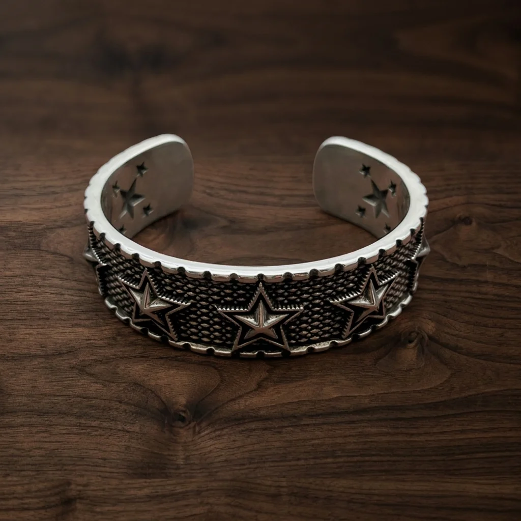 Retro Aged Heavy Weight Navajo Stippled Texture Raised Star Cuff Bracelet Sawtooth Rim Men Tough Western Santa Fe Open Wrist Ban