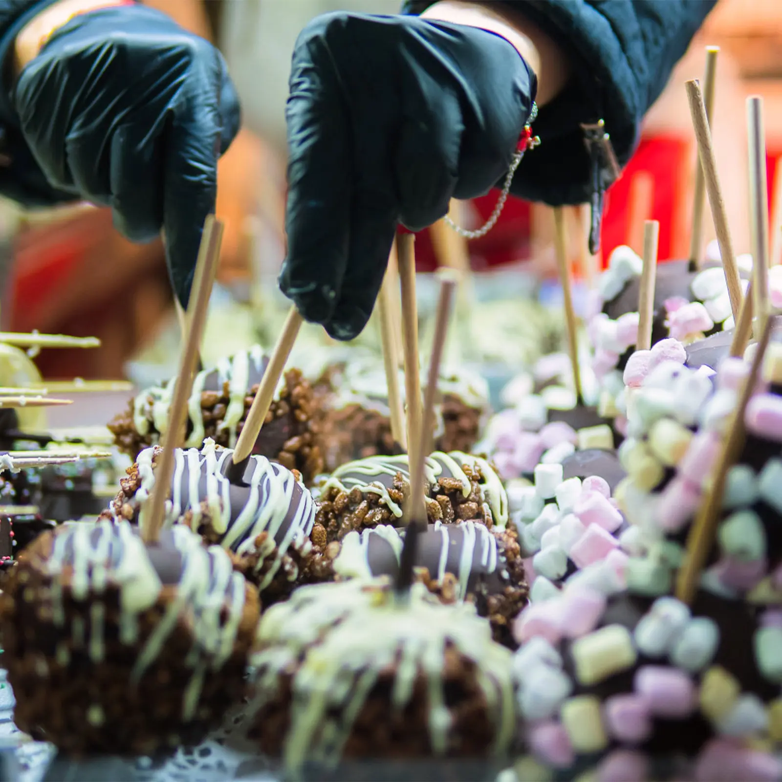 

100Pcs Premium Wooden Craft Sticks for DIY Ice Cream Making Cake Decoration Kids Safe Rounded Edges Reusable Lightweight