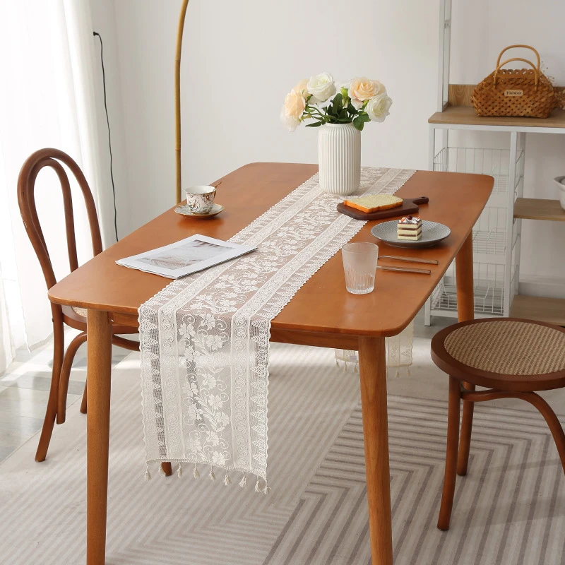Nordic lace tablecloth and table runner, high-end white decorative tablecloth, new American-style coffee table with