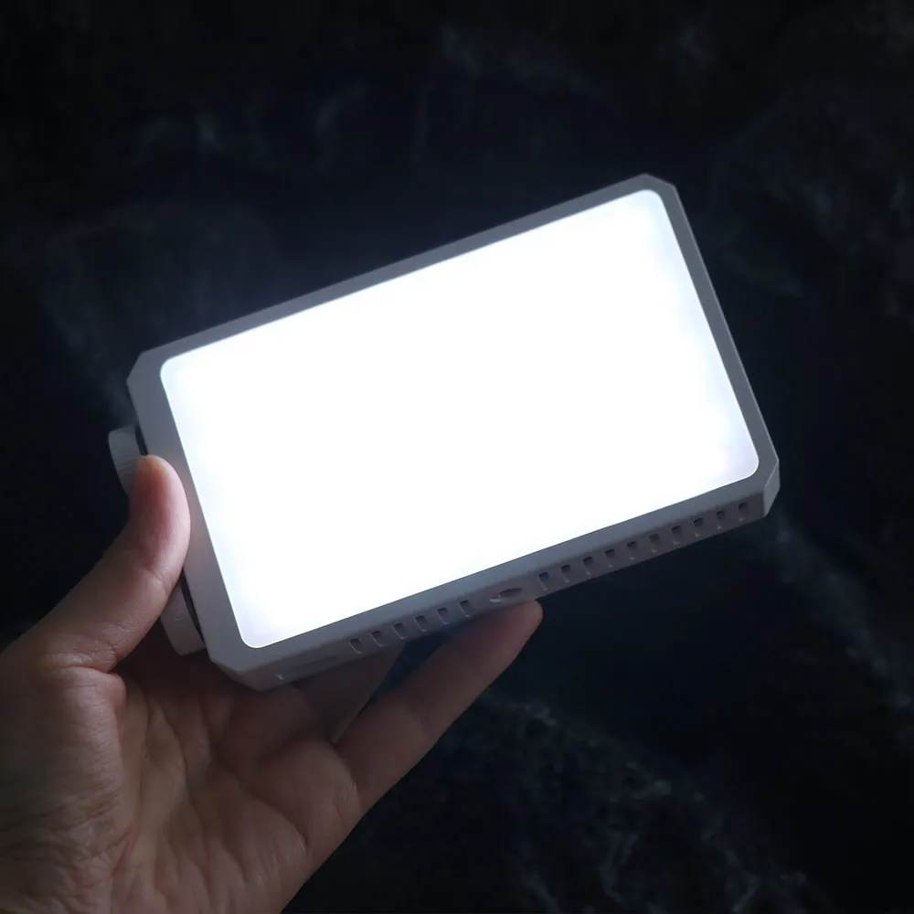 40W RGB LED Camera Light 2800-9000K 4400mAh Battery Pocket Photography Light 3 Color Light High Power Mini LED Video Lamp