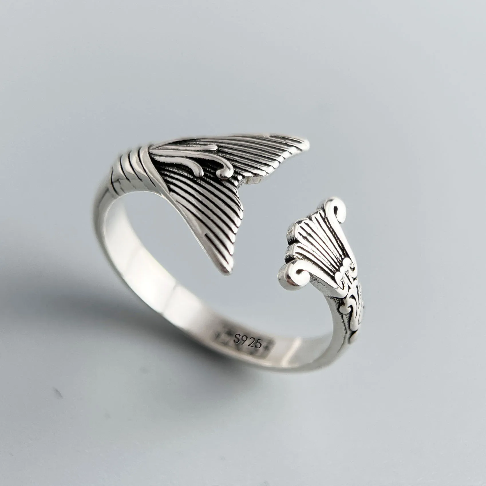 BF CLUB 925 Sterling Rings for Women Simple Geometric Handmade Irregular Retro Whale Tail Ring Allergy For Birthday Gift