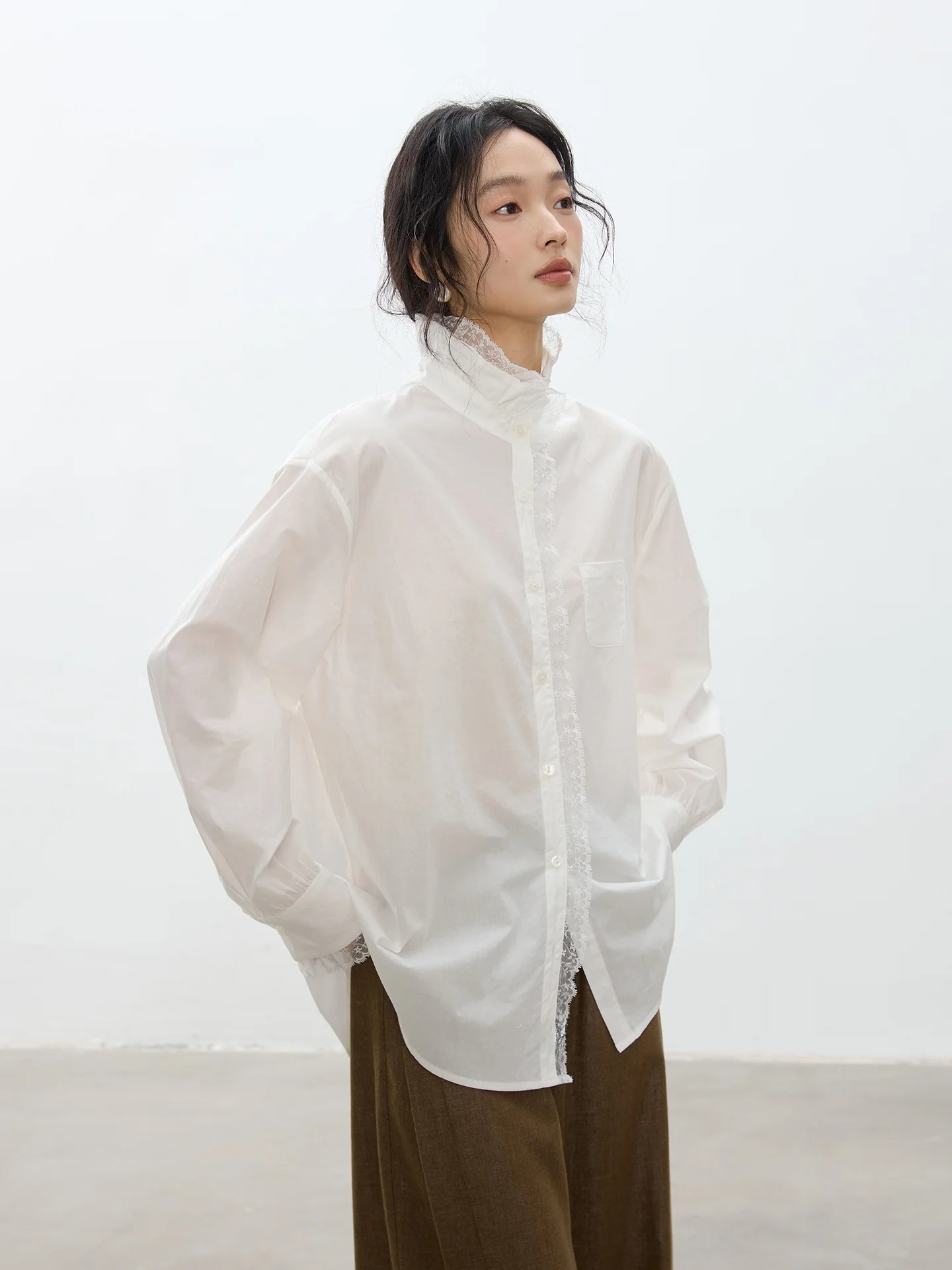 

Spring New Women's Stand Collar Lace Long Sleeve Shirt Floral Trim Versatile under Shirt Casual Loose Fit Pure Cotton Shirt