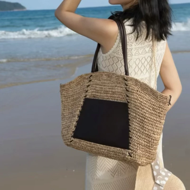 Raffia-Stroh Gewebte Leder-Patchwork-Tragetasche, Damen Große Kapazität Sommer Strand Urlaub Schultertasche, Reise-Pendler-Handtasche – Detail 6