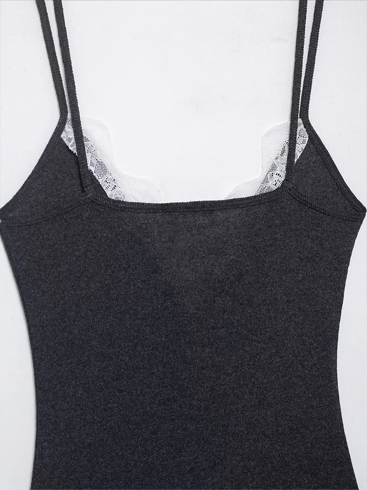 HH الصيف المرأة الجديدة أنيقة تنوعا حبال أكمام الخامس الرقبة الأعلى الإناث مثير عارية الذراعين الدانتيل الديكور الصلبة محبوك البنطال القصير