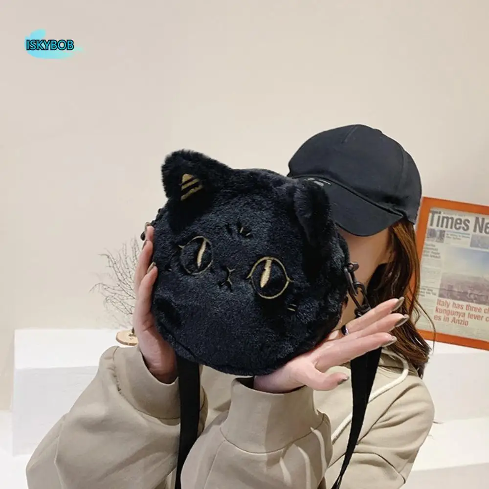 New Design Cartoon Cat Plush Single Shoulder Bag Cute Black Phone Bag Korean Style Embroidered Crossbody Sling Bag Winter