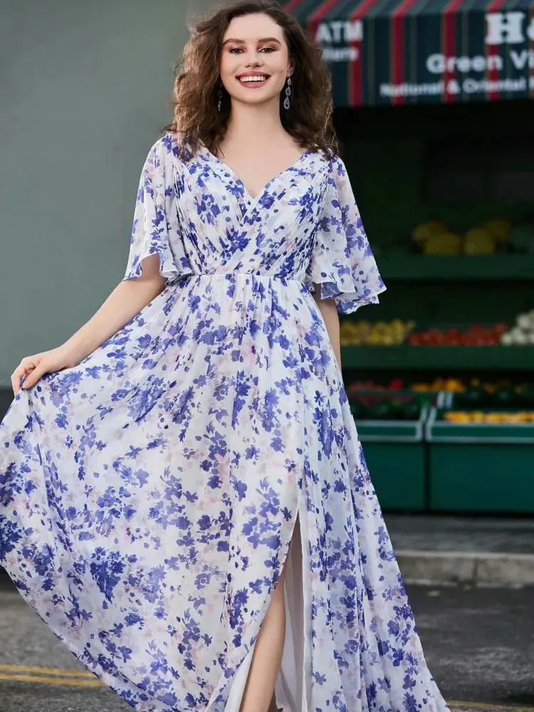 فستان شيفون مزين بالزهور وأكمام على شكل حرف V