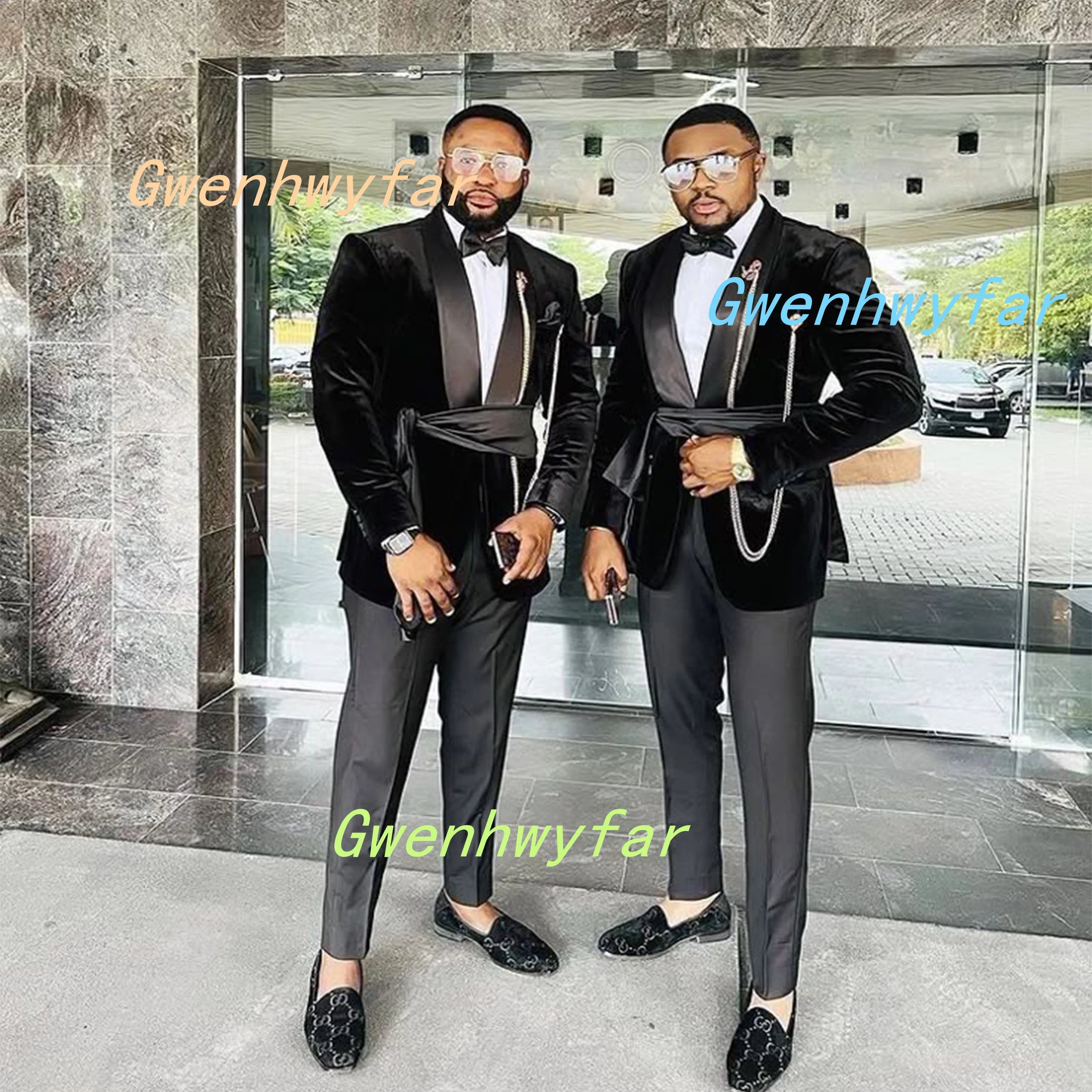 

Gwenhwyfar Men Suits with Satin Belt 2025 Popular Groomsman Wedding Suits, Jacket in Black Velvet, Pants in Cotton Blend