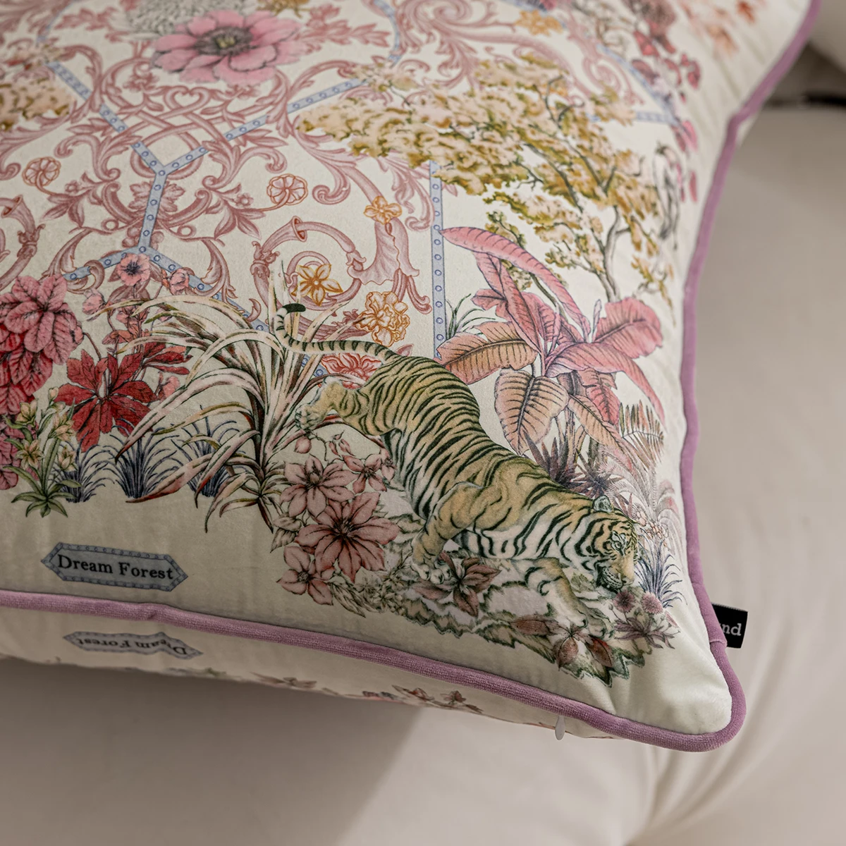 Vintage Floral Velvet Throw Pillow Covers Home Art Deco Pillowcase Square Pillow Case Cushion Cover for Bed Sofa Living Room Car