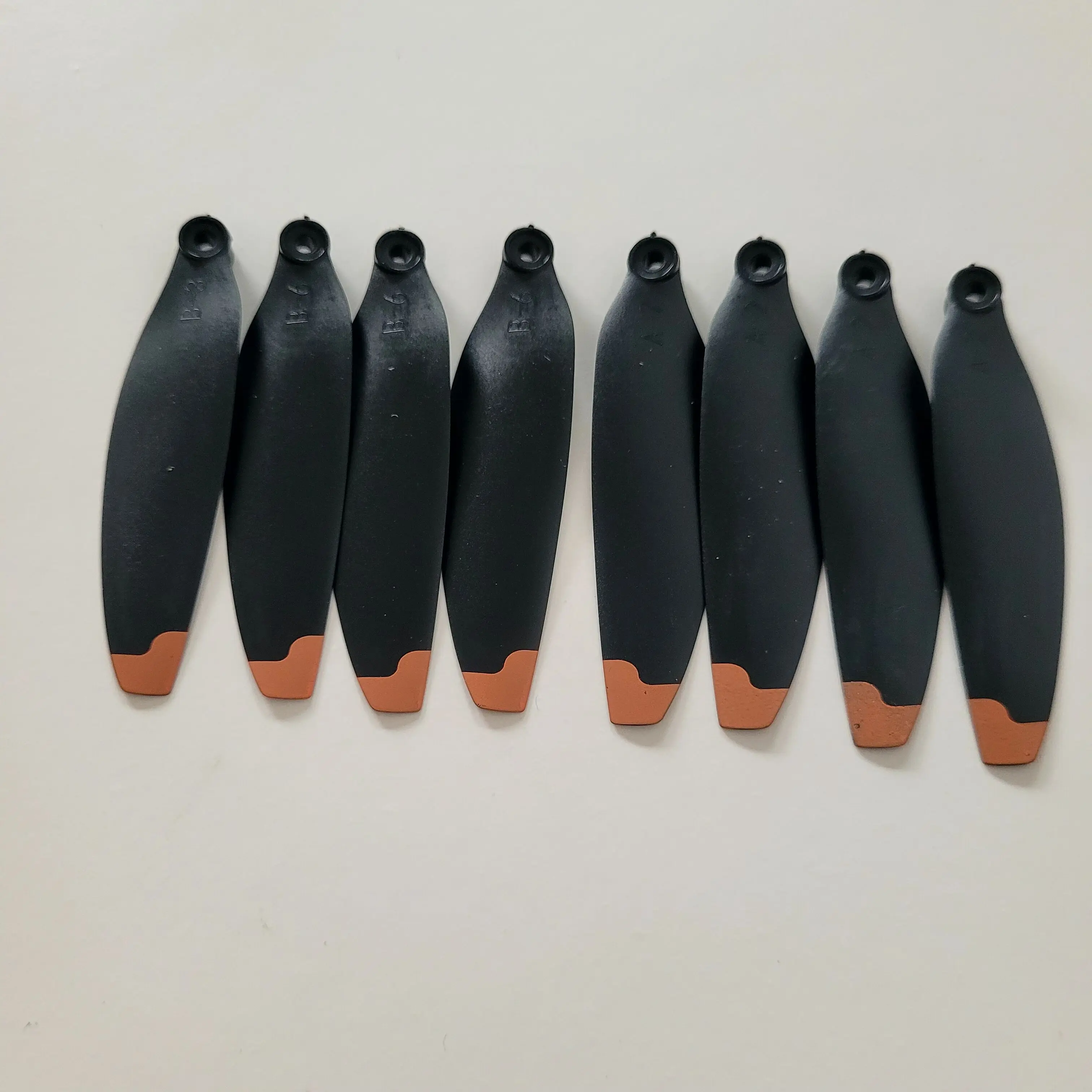 32PCS(4Set) Original AE10 Mini Drone Propeller Spare Part RC Quadcopter AE10 Maple Leaf Blade Part Accessory