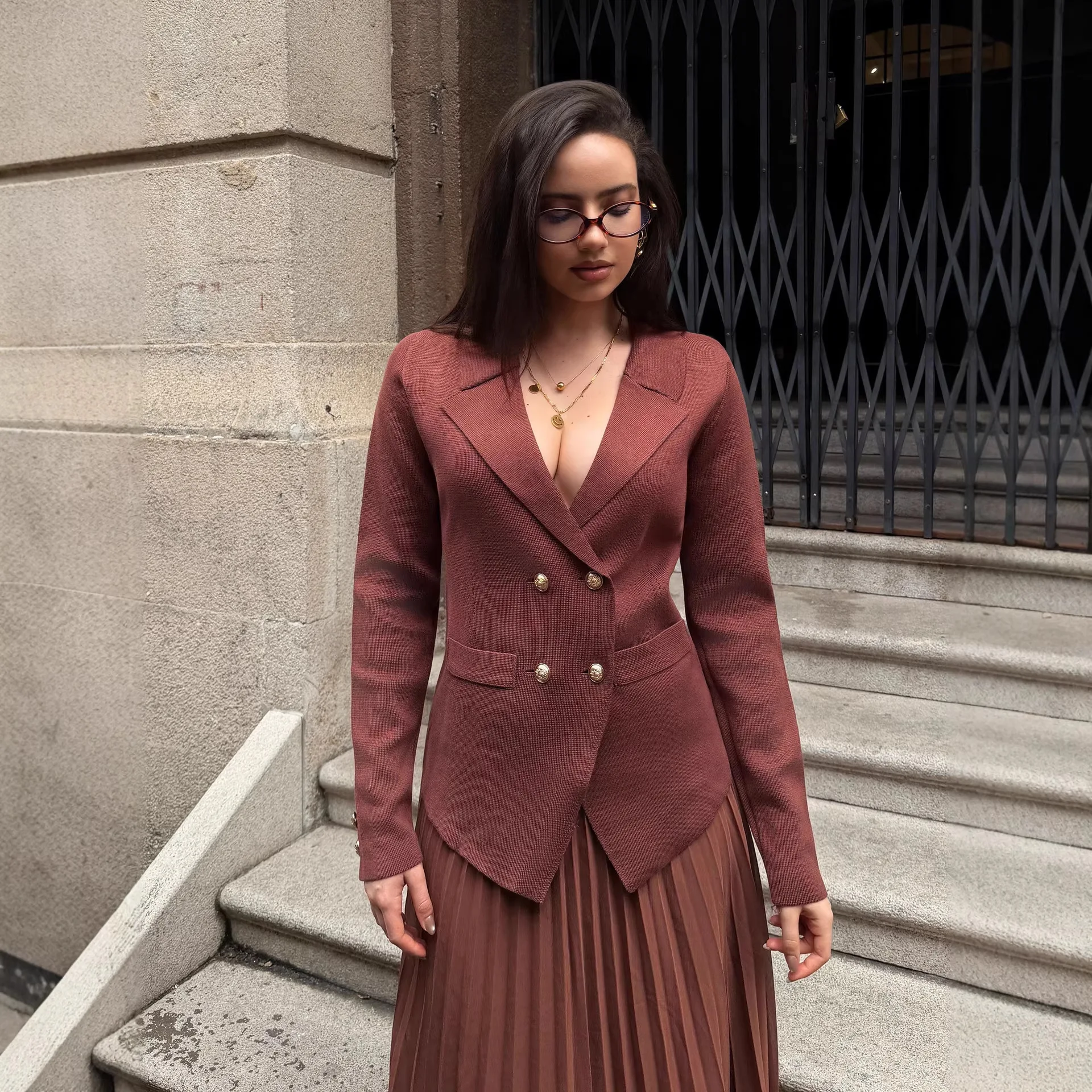 2026v collar double row knitted suit long pleated skirt two-piece suit top a skirt set two peice set for women matching sets