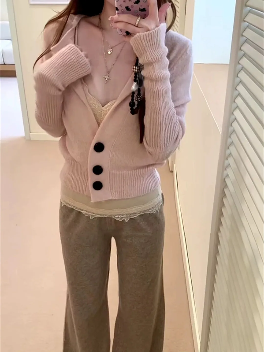 American Retro Short Knitted Cardigan Women's Waist-Cinching Autumn Design Versatile Slimming Beautiful Top Button Style