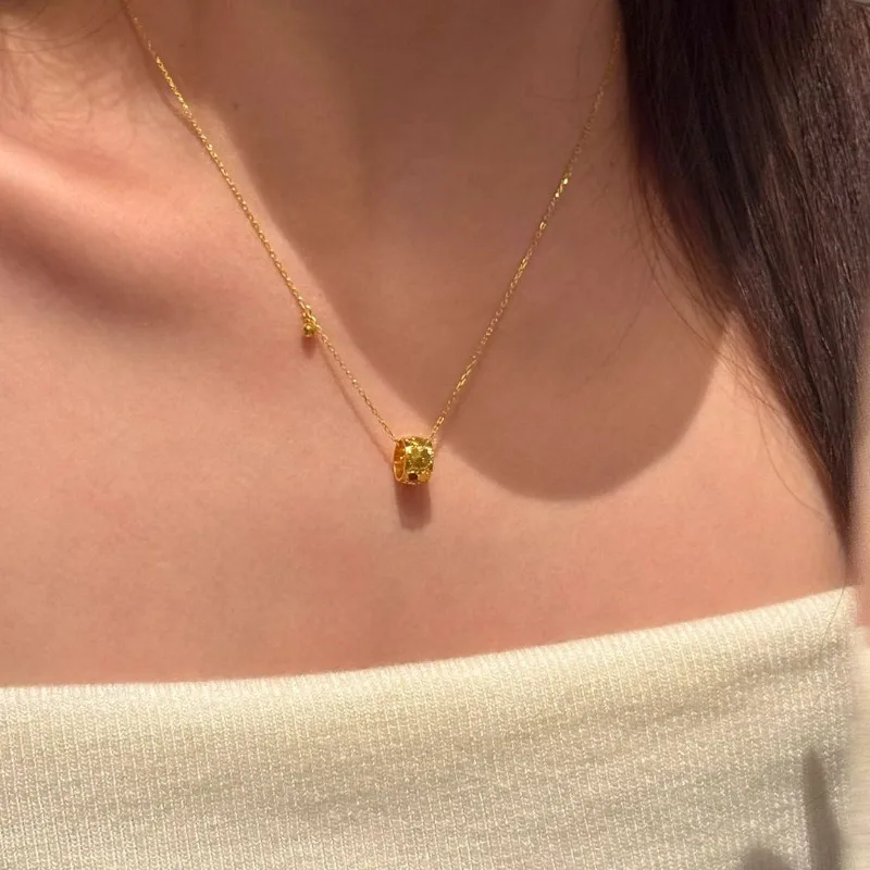 

Xiaohongshu Same Girl Daughter Gold Feeling Gold Crushed Ice Ice Necklace Women's Niche Design High Sense Collarbone Chain Neck