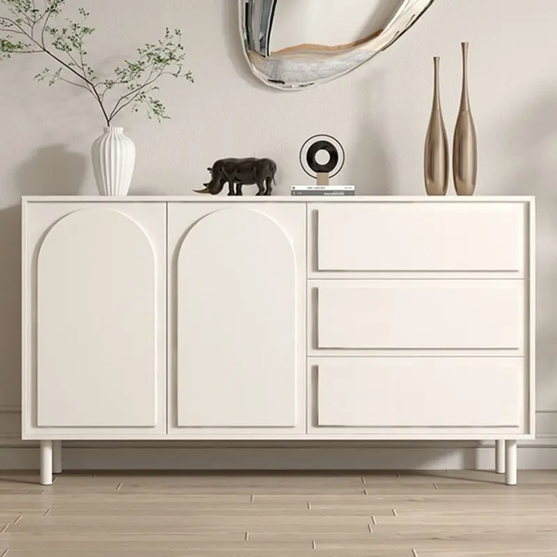 

Боковой шкаф, встроенный у стены, бытовой, гостиной, светлая роскошь, кремовый стиль, модерн.