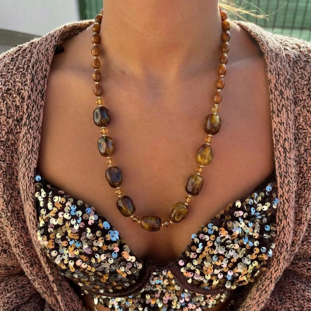 Trendige Punk-Halskette mit unregelmäßigen Harzperlen für Damen und Herren, minimalistische geometrische Acryl-Kristallperlen, Choker, Partyschmuck – Detail 19