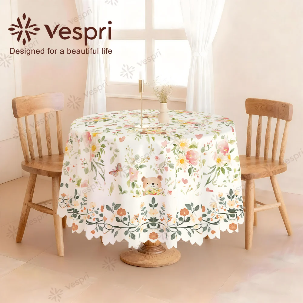 Farm-style tablecloth, with white and green decorations, featuring flowers and heart shapes, in a contemporary style.