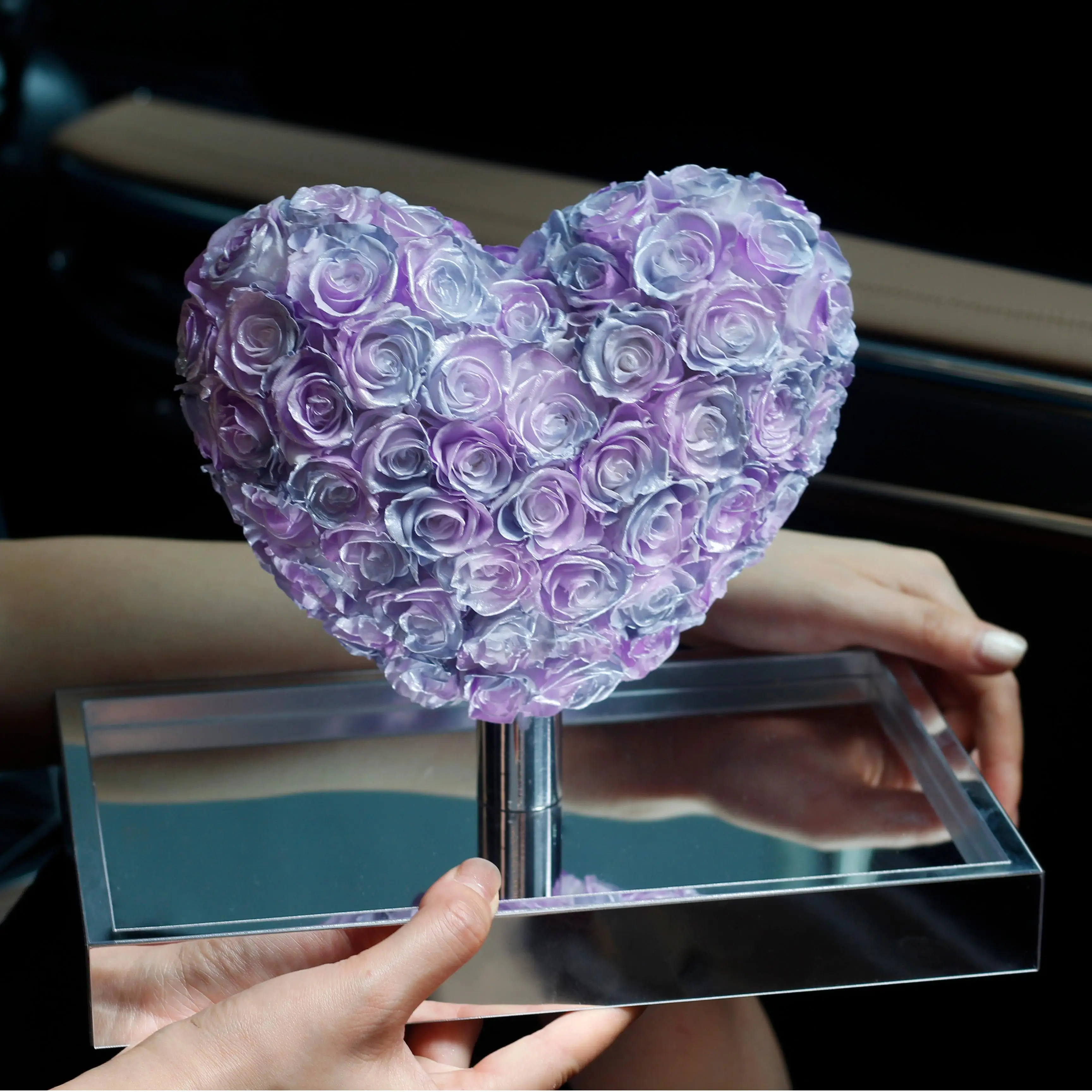 Lovebay Valentine's Day Gift Enchanted Infinity Forever Preserved Roses Heart Box Eternal Rose Preserved Flower in Acrylic Boxes